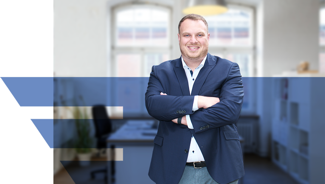 Portrait von Maximilian Weiss aus der uniVersa Generalagentur Ottobrunn