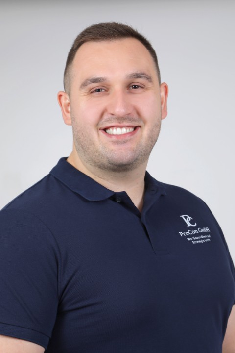 Portrait von Josh Hundsdorf; Hauptagent bei der uniVersa Generalagentur Lohfelden