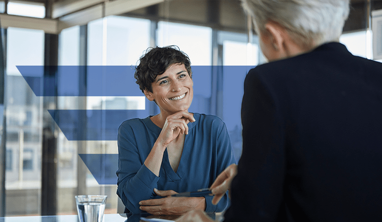 Beispielhafte Beratungssituation. Symbol für die Beratung bei der uniVersa Hauptagentur Korswandt