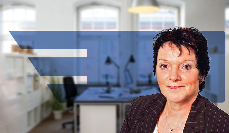 Portrait von Jutta Sturm aus der uniVersa Hauptagentur Ansbach